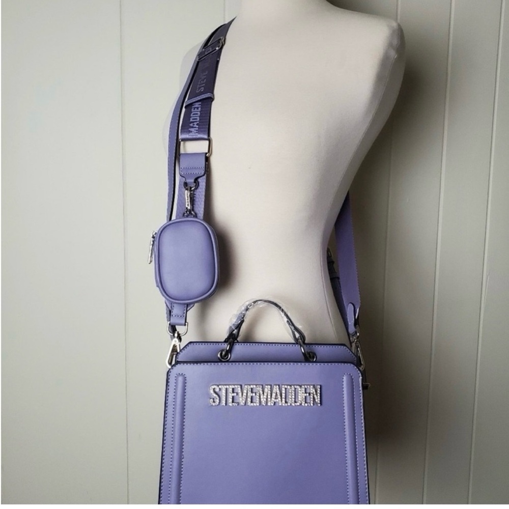 Steve Madden Bevelyn Crossbody Purse Lavender Purple Glitter Logo
